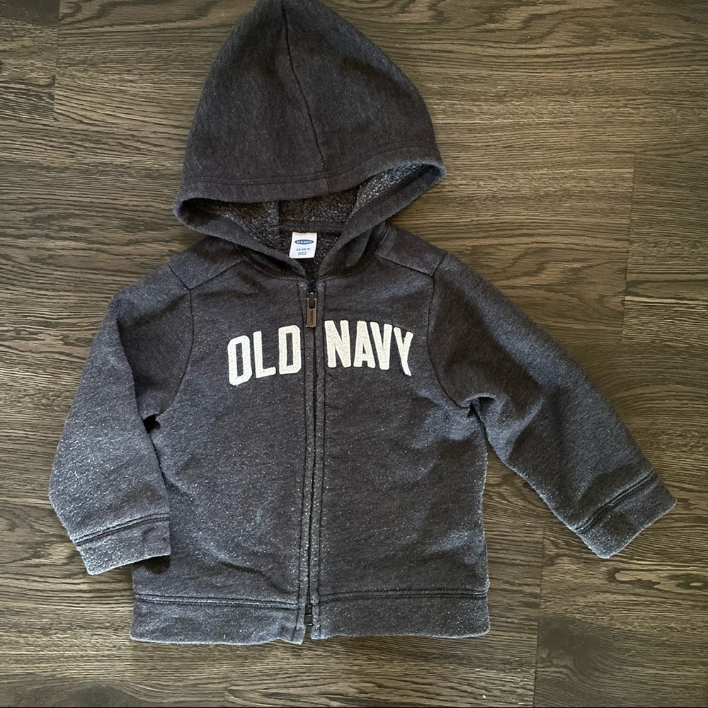 7/$20 | Old Navy zip up hoodie